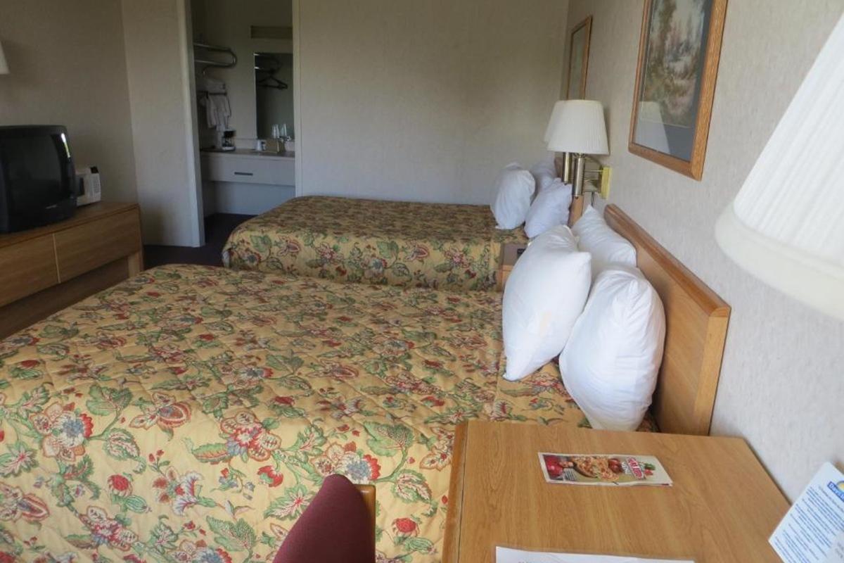 Knights Inn Newport Luaran gambar