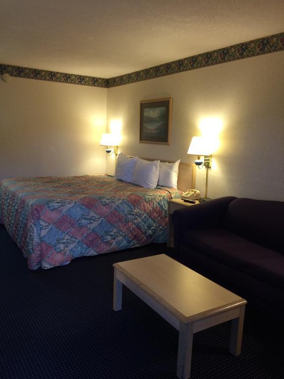 Knights Inn Newport Luaran gambar